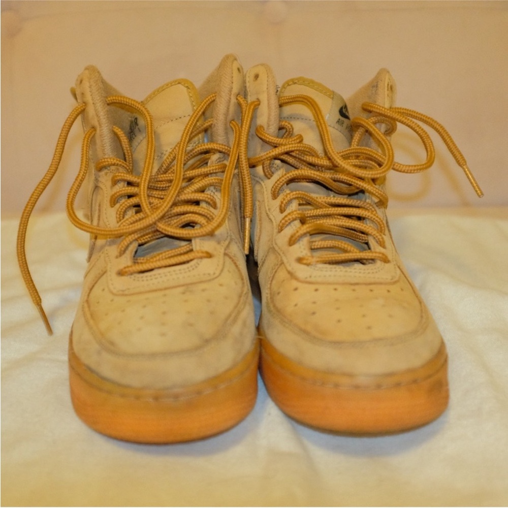 Nike Tan Air Force 1